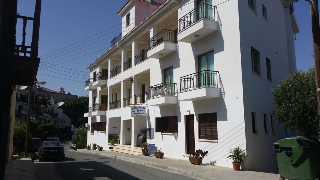 Pissouriana Hotel Apartments Экстерьер фото